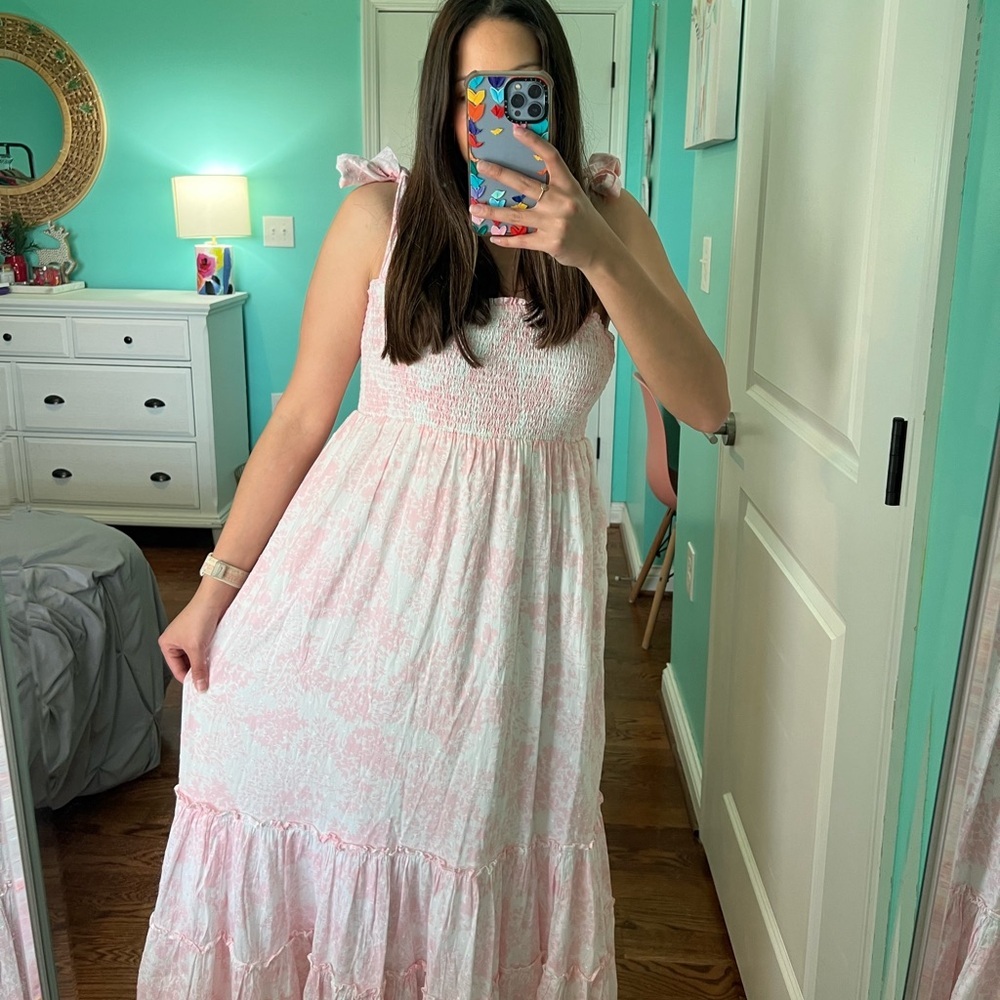 Crown & Ivy Light Pink Patterned Maxi Dress - Picture 8 of 9